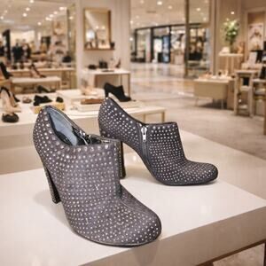 Jeffrey Tyler Annie Black Silver Tone Studded Ankle Booties 4.5” Heel Side Zip